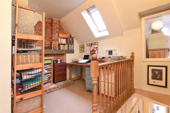 First floor study area.JPG
