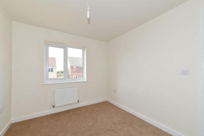 3 bed Semi-Detached to rent Image 7