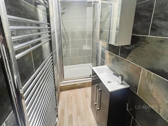 7 bed Terraced to rent Image 9