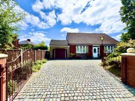 1, Heyeswood, Heyes Avenue, Haydock, St Helens WA11 0XQ