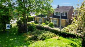 6, The Beeches, Deanshanger MK19 6HQ