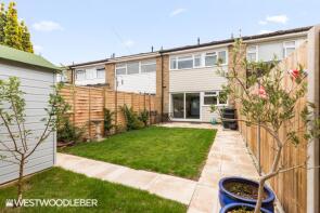 10, Champions Green, Hoddesdon EN11 9NE