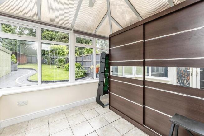 3 bed Semi-Detached for sale Image 11