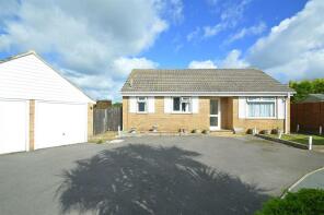 10, Ashey View, Sandown PO36 9QA