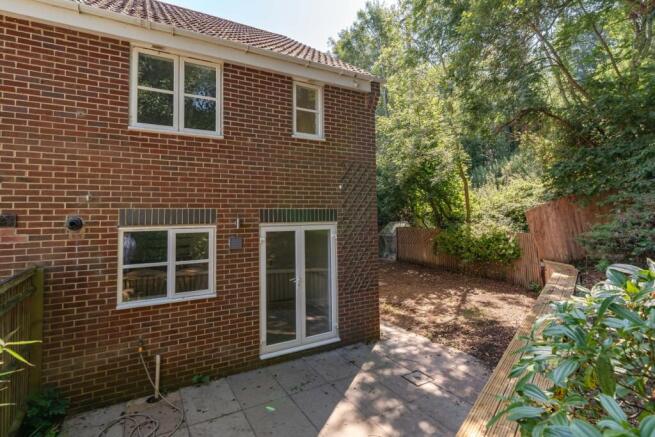 26 Coopers Close-02369