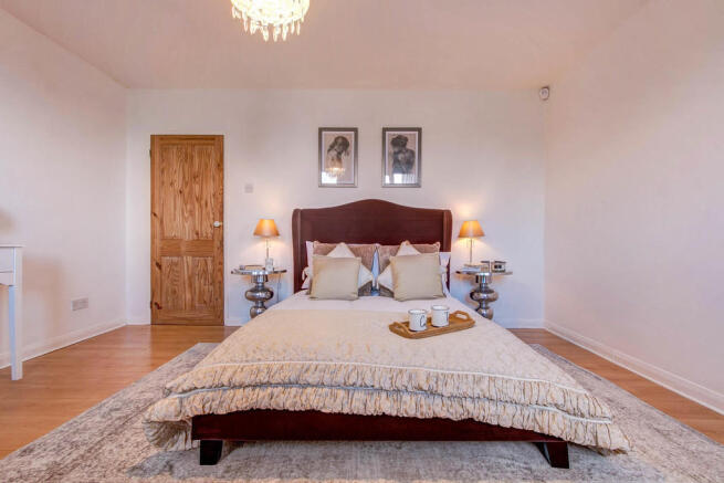 Master Bedroom - ...