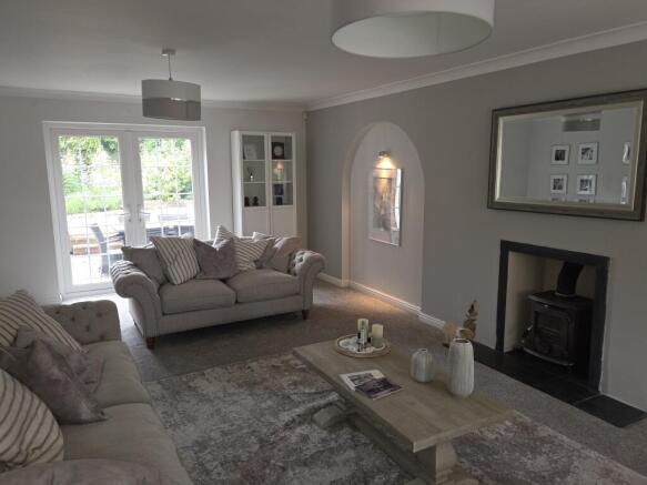 Lounge Pic 4