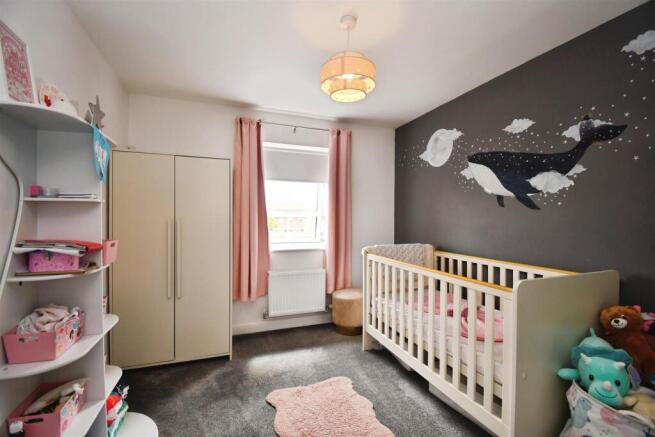 4 bed Detached for sale Image 12