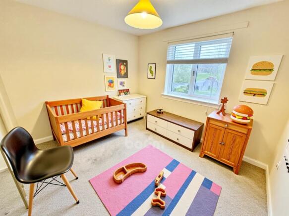 BEDROOM 2