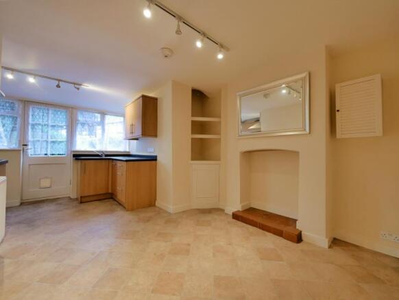 Kitchen dining room