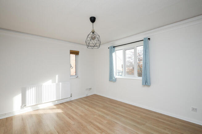 Price Way, Hampton photo 4