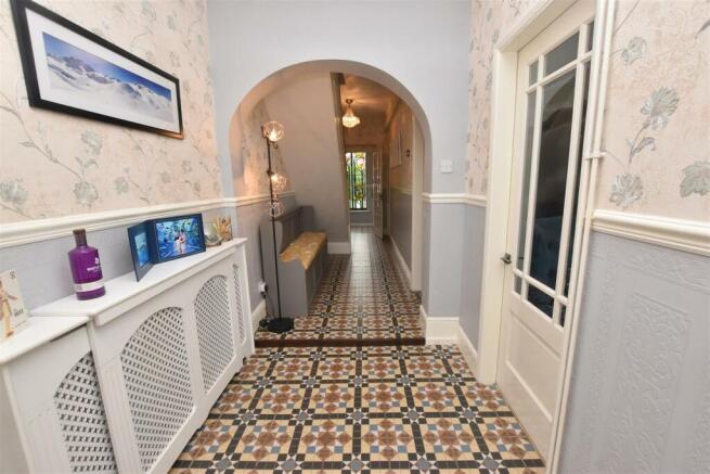 ENTRANCE HALL
