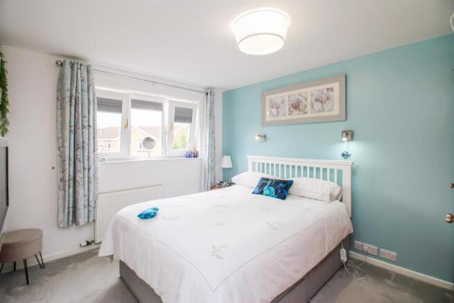 3 bed Detached for sale Image 9
