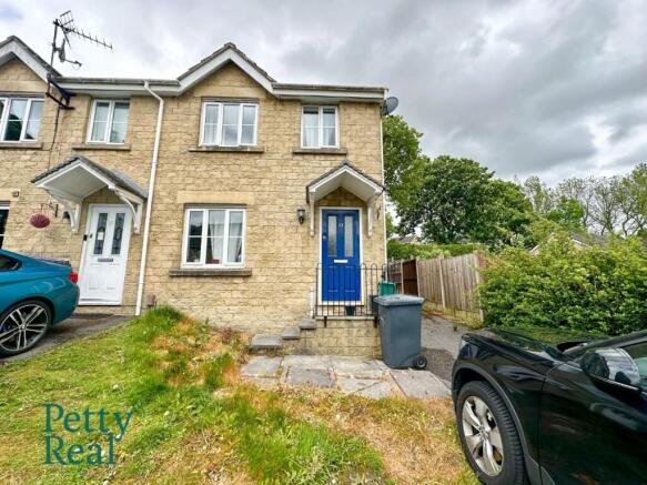 3 bed Semi-Detached for sale Image 9