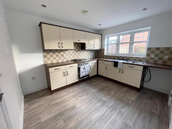 2 bed Terraced for sale Image 4