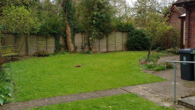 garden rear good.jpg
