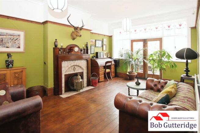 SITTING ROOM