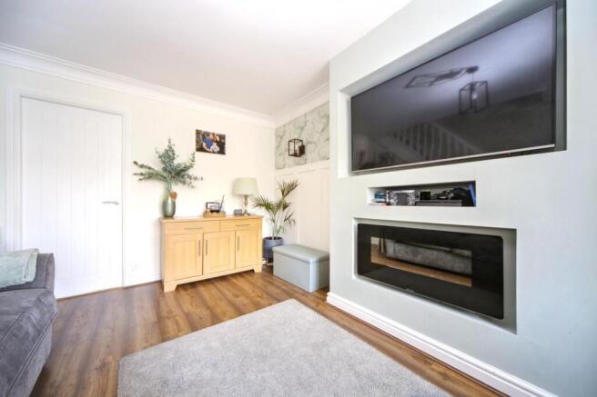 3 bed Semi-Detached for sale Image 7