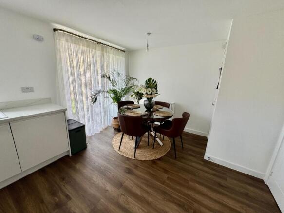 3 bed Detached for sale Image 5