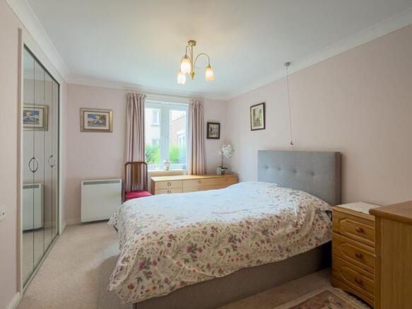 1 bed Ground Flat for sale Image 7