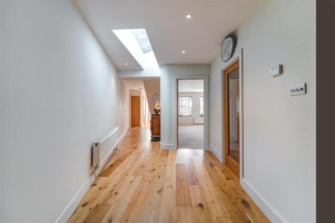 MANOR GREEN ROAD (7).jpg