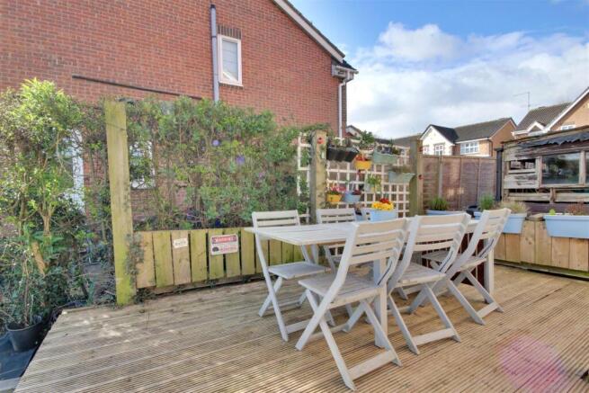 4 bed Detached for sale Image 7