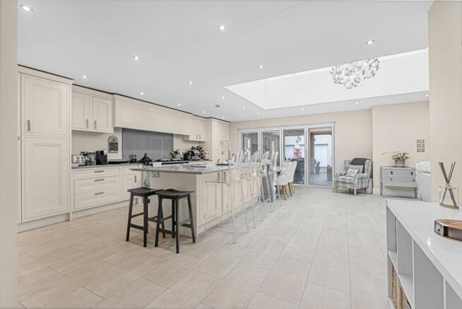 Kitchen/Breakfast/Dining/Family