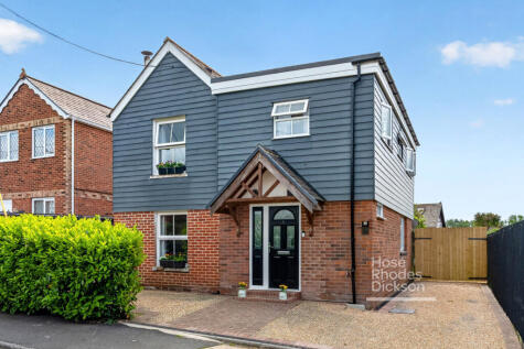 Albert Road, Cowes, Isle of Wight