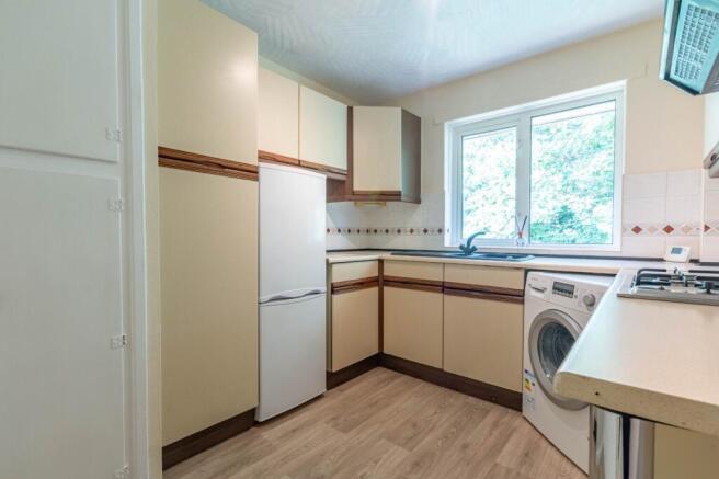 1 bed Flat for sale Image 4