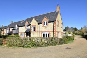 5 Reffham House, Park Farm Close, Bicester OX25 2AA