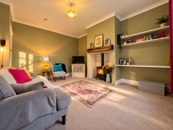 Adelphi Road, Huddersfield, HD3 photo 3