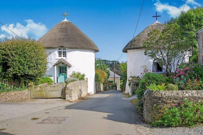 Veryan Roundhouses
