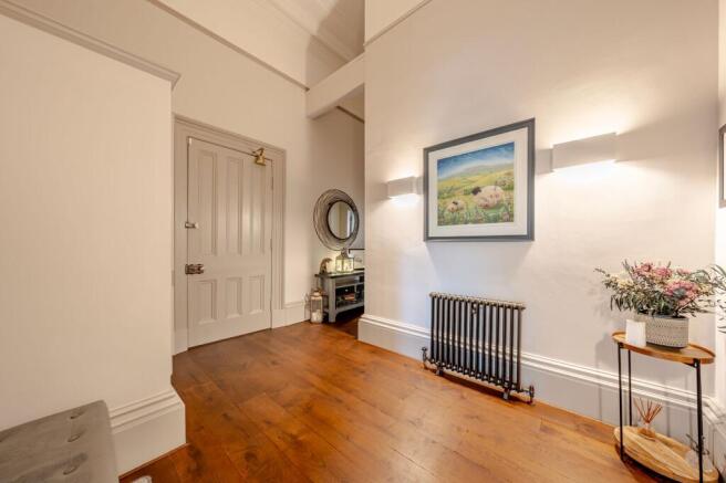 2 bed Apartment for sale Image 7
