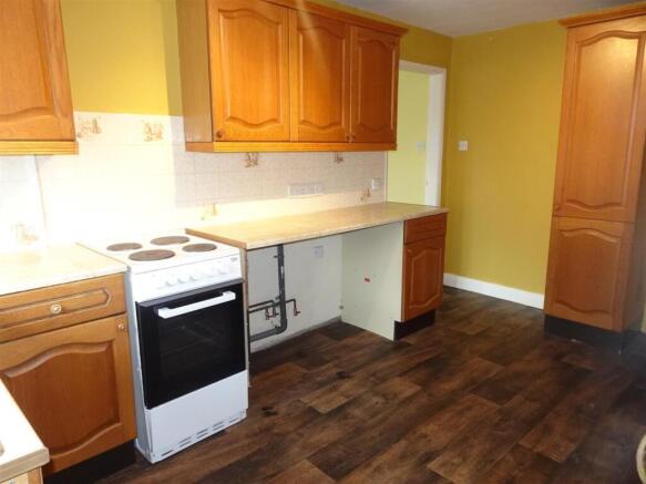 KITCHEN ADDITIONAL PHOTOGRAPH