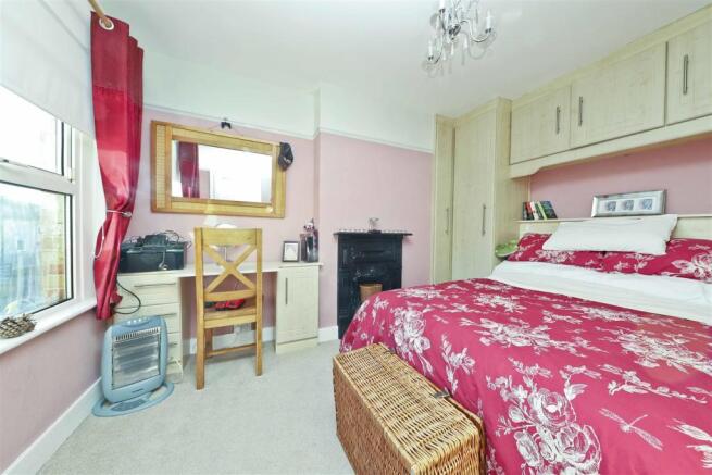 Bedroom 2.jpg