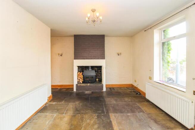 2 bed Terraced for sale Image 4