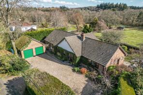 Oak Lodge, Church Lane, Highclere RG20 9RG