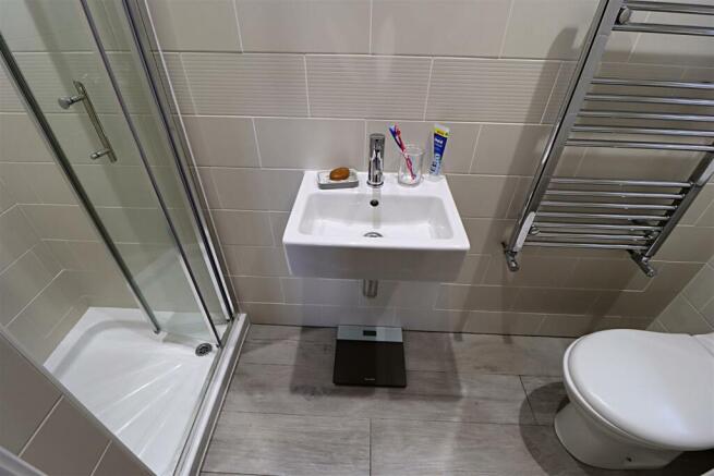 Master Ensuite