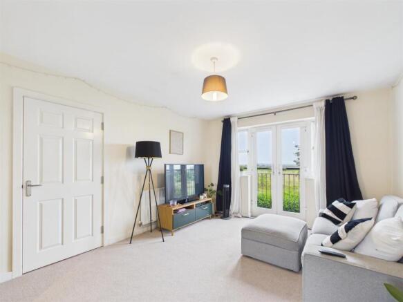 Living/Dining Area