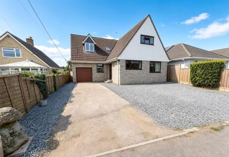 Stour Close, East Stour
