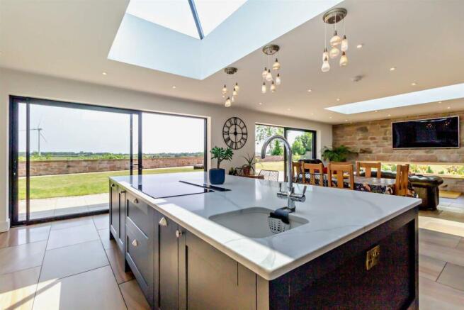 5 tr kitchen 8.jpg