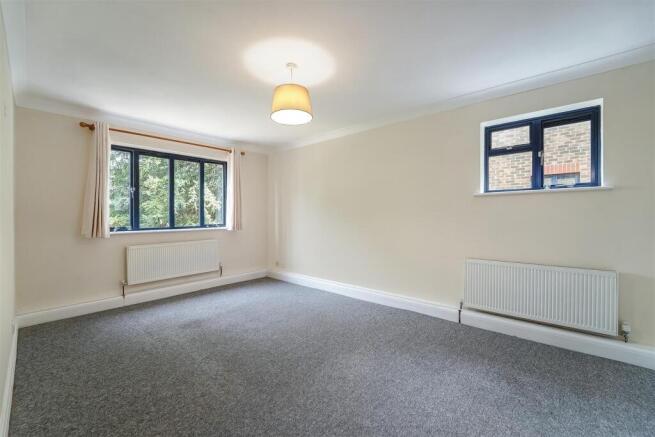 CLAREMONT HOUSE, FLAT (4).jpg
