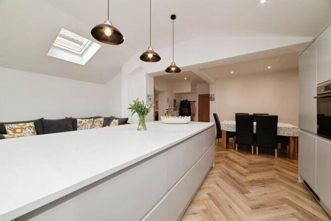 2 bed End of Terrace for sale Image 7