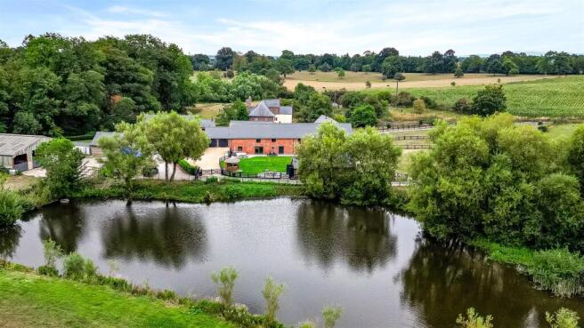 , Great Fernhill Barns Gobowen, Nr Oswestry, SY11 
