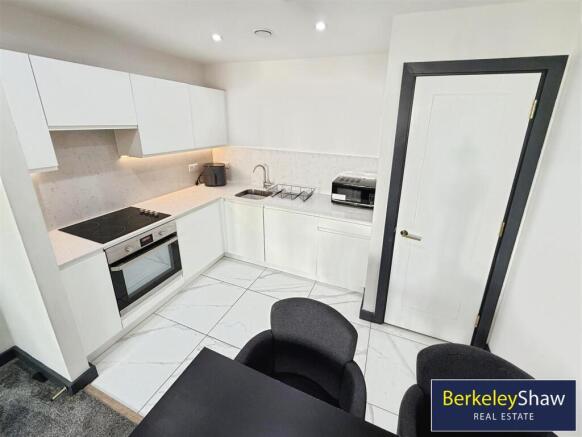 Open Plan Lounge Kitchen