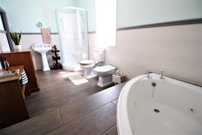 Bathroom 2