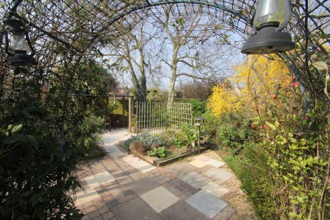 Photo 13