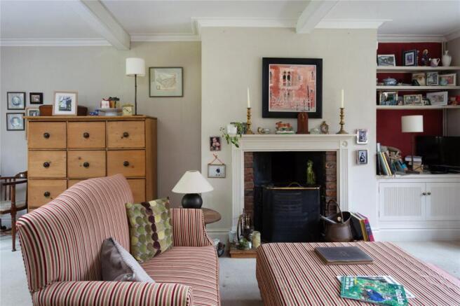 5 bed Semi-Detached for sale Image 7