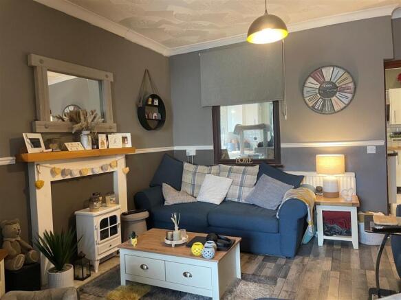 Living Rm.jpg