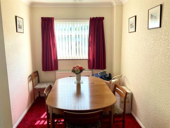 dining room.jpg